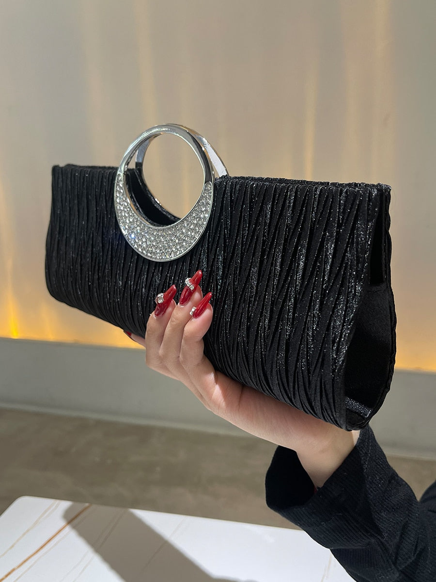 Women Fashion Chain Handle Clutch